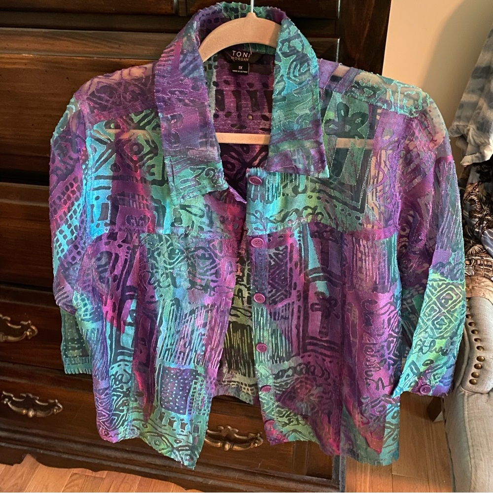 Beautiful teal/ purple mid sleeve blouse. NWT